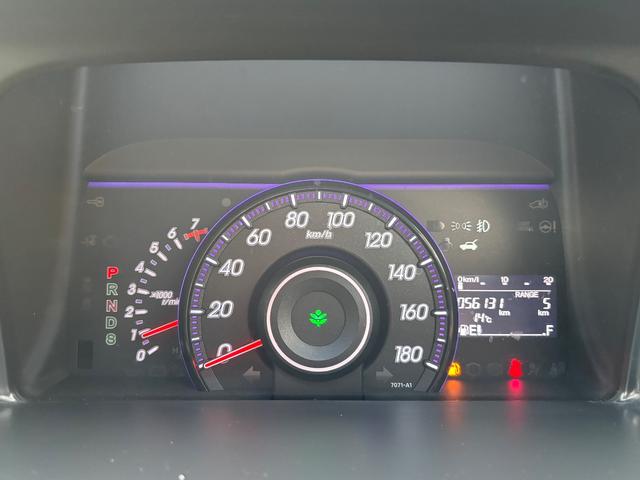 ステップワゴンスパーダ Z 1オーナー車 禁煙車 ガラスルーフ 無限エアロ 両側パワースライドドア ナビTV バックカメラ DVD再生 CD USB ETC スマートキー 盗難&横滑り防止装置 パドルシフト ドアミラーウィンカー(41枚目)