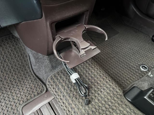 ポルテ Ｆ　左パワースライドドア　ナビＴＶ　ＤＶＤ再生　ＴＶキャンセラー　バックカメラ　ＣＤ　ＵＳＢ　Ｂｌｕｅｔｏｏｔｈ　ドラレコ　ＥＴＣ　キーレス　横滑り防止装置　ドアミラーウィンカー　ドアバイザー　禁煙車（22枚目）