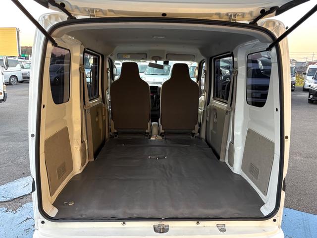 ＮＶ１００クリッパーバン ＤＸ　５ＡＧＳ　２ｎｄ発進　前後ドライブレコーダー　ＥＴＣ　ＣＤ　ＦＭ＆ＡＭラジオ　集中ドアロック　ＬＥＤライト　Ｗエアバッグ　ＡＢＳ　ヘッドライトレベライザー　ＵＶカットガラス　タイミングチェーン　禁煙車（20枚目）