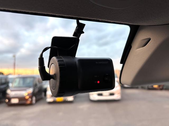 エブリイ ジョイン　衝突被害軽減ブレーキ　５ＡＧＳ　ナビＴＶ　ＤＶＤ再生　ＣＤ　ドラレコ　ＥＴＣ　電動格納ドアミラー　リアヒーター　盗難＆横滑り防止装置　Ｗエアバッグ　ＡＢＳ　オーバーヘッドコンソール　ドアバイザー（20枚目）