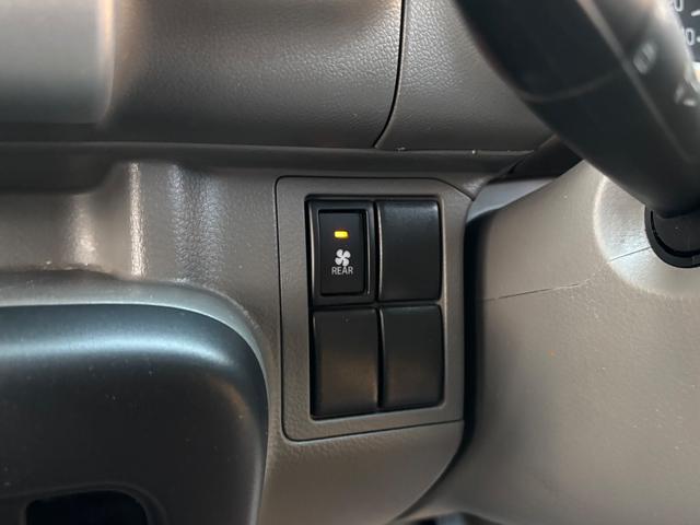 エブリイ ジョイン　衝突被害軽減ブレーキ　５ＡＧＳ　ナビＴＶ　ＤＶＤ再生　ＣＤ　ドラレコ　ＥＴＣ　電動格納ドアミラー　リアヒーター　盗難＆横滑り防止装置　Ｗエアバッグ　ＡＢＳ　オーバーヘッドコンソール　ドアバイザー（21枚目）