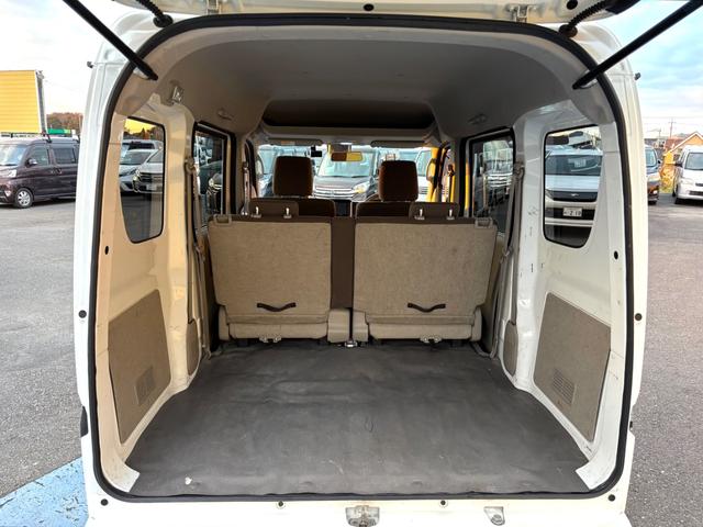 エブリイ ジョイン　衝突被害軽減ブレーキ　５ＡＧＳ　ナビＴＶ　ＤＶＤ再生　ＣＤ　ドラレコ　ＥＴＣ　電動格納ドアミラー　リアヒーター　盗難＆横滑り防止装置　Ｗエアバッグ　ＡＢＳ　オーバーヘッドコンソール　ドアバイザー（24枚目）