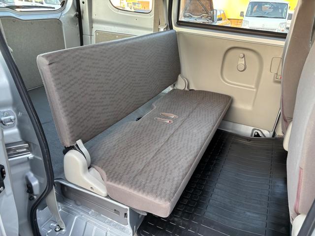 ミニキャブバン Ｍ　１オーナー　禁煙車　記録簿　５ＡＧＳ　ナビ　フルセグＴＶ　バックカメラ　ＤＶＤ再生　ＴＶキャンセラー　ＣＤ　Ｂｌｕｅｔｏｏｔｈ　ドラレコ　ＥＴＣ　Ｗエアバッグ　ＡＢＳ　ドアバイザー　ＵＶカットガラス（12枚目）