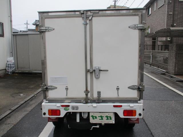 日産 ＮＴ１００クリッパートラック