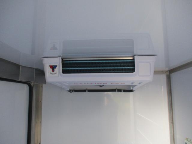 ハイゼットトラック 　冷凍冷蔵車　－２５℃設定　サーマルマスター製　２コンプレッサー　オートマ　ナビ　テレビ　ＥＴＣ付（9枚目）