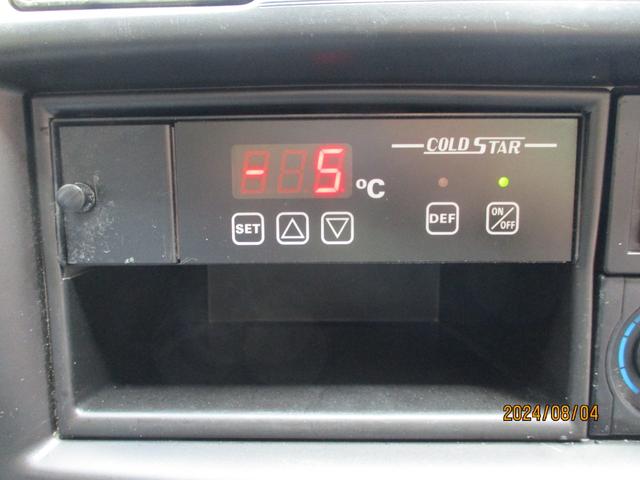 ボンゴバン ＤＸ　冷凍冷蔵車　４ドア　オートマ　－５℃設定　コールドスター製（4枚目）
