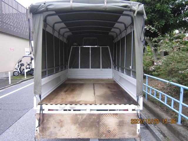 バネットトラック ロングスーパーローDX オートマ 1トン Wタイヤ 幌付き 荷台スチール 板張り加工(8枚目)
