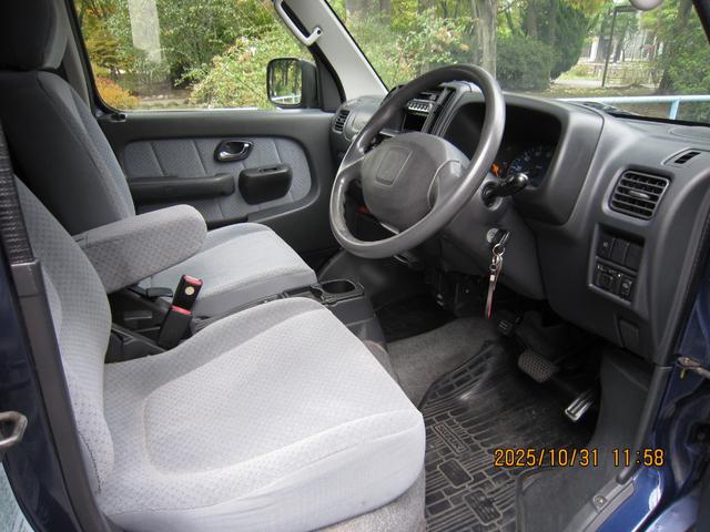 エブリイ ジョインターボDX-II オートマ 4WD(2枚目)