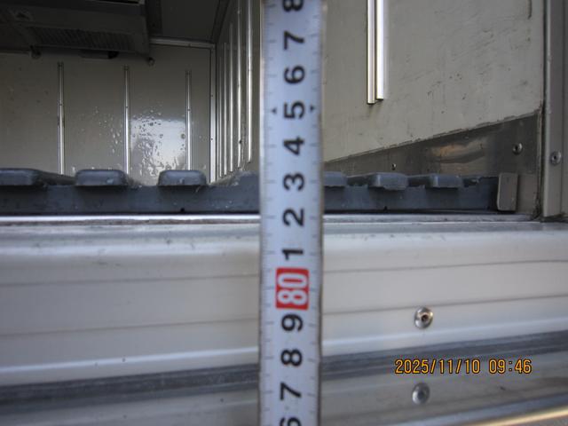 バネットトラック ロングスーパーローDX 冷凍冷蔵車 -5℃設定 東光冷熱製 オートマ Wタイヤ 900k 社外バックモニター(17枚目)