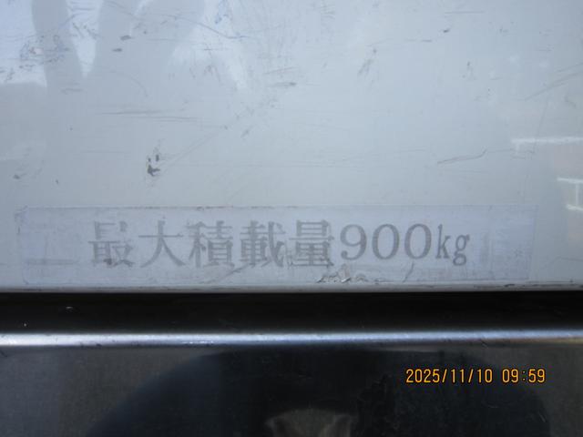 バネットトラック ロングスーパーローDX 冷凍冷蔵車 -5℃設定 東光冷熱製 オートマ Wタイヤ 900k 社外バックモニター(18枚目)