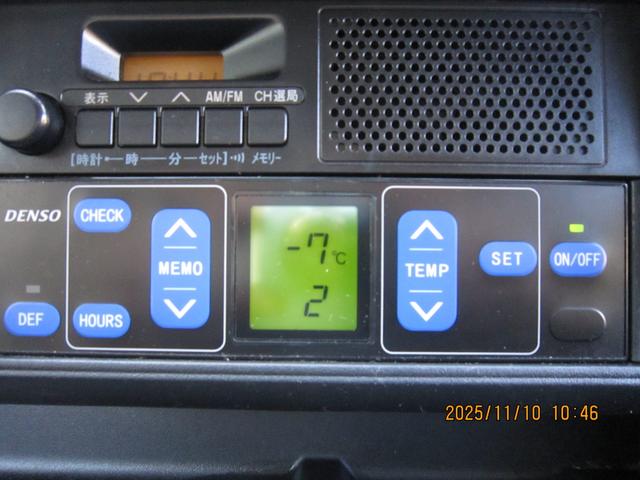 ハイゼットトラック FRP中温冷凍車 両側ドアHR 冷凍冷蔵車 -7℃設定 デンソー製 オートマ(5枚目)
