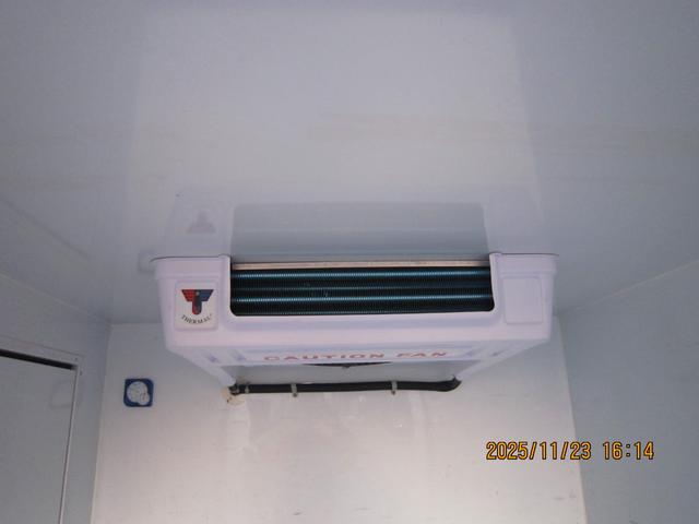 ハイゼットトラック 冷蔵冷凍車　冷凍冷蔵車　－２５℃設定　サーマルマスター製　２コンプレッサー　オートマ（9枚目）