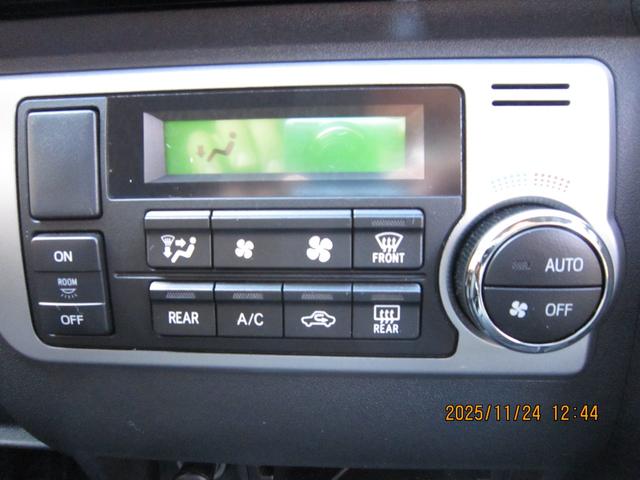 ハイエースワゴン ＧＬ　１０人乗り　ＧＬ　ミドルルーフ（8枚目）