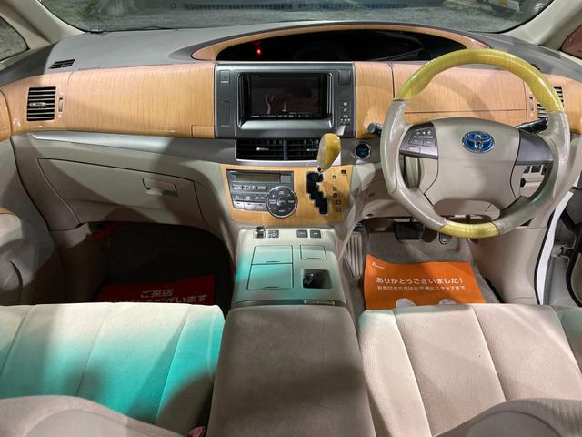 TOYOTA ESTIMA HYBRID X