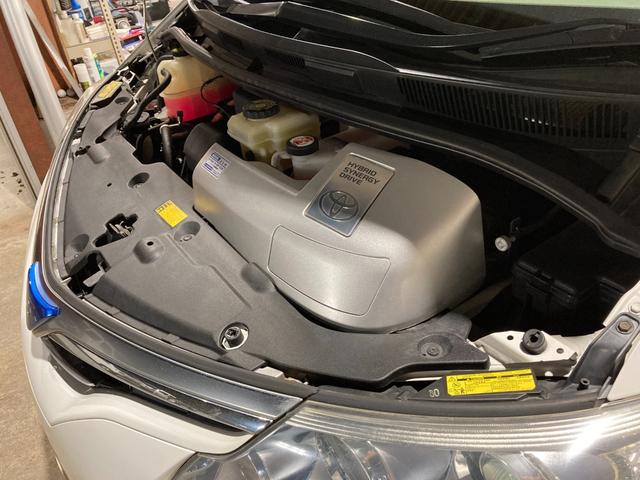 TOYOTA ESTIMA HYBRID X