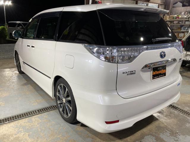 TOYOTA ESTIMA HYBRID X