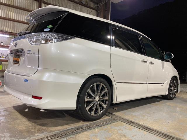TOYOTA ESTIMA HYBRID X