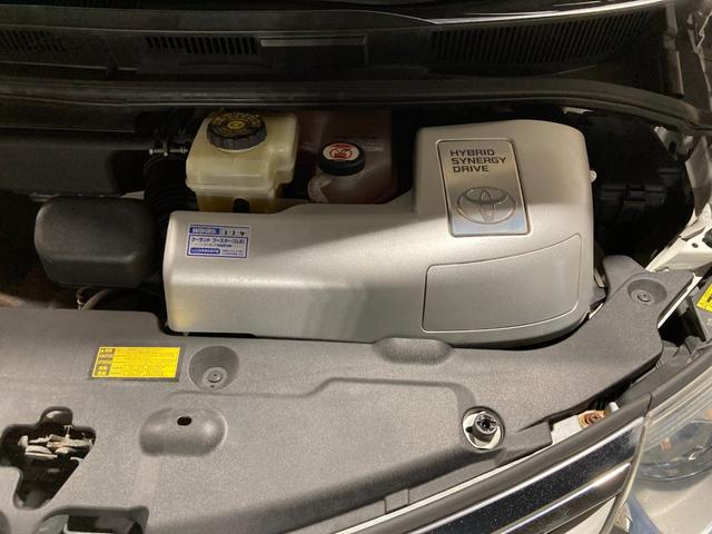 TOYOTA ESTIMA HYBRID X