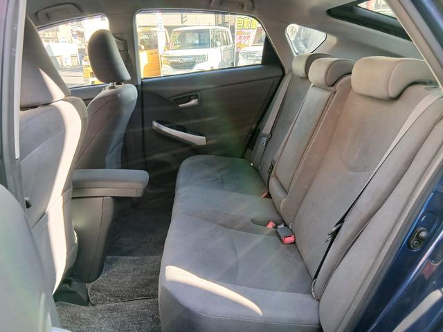 プリウス Ｓ　純正ナビ／バックカメラ（2枚目）