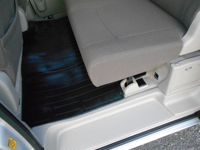 GXターボ ワンオーナー 車中泊ベットキット リフトアップ LEDライト エマージェンシーブレーキ(16枚目)