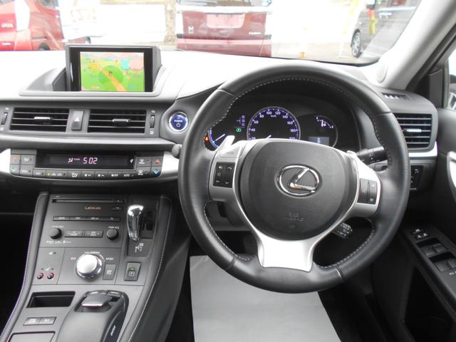 ＣＴ ＣＴ２００ｈ　バージョンＣ　純正ナビ　ＴＶ　バックモニター　プッシュスタート　ＬＥＤライト　ＥＴＣ（7枚目）
