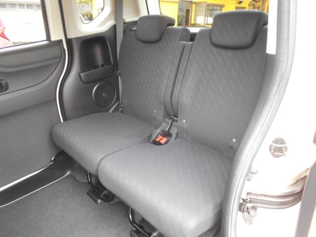 Ｎ－ＢＯＸ Ｇ　ターボＳＳパッケージ　純正ナビ　ＴＶ　バックモニター　プッシュスタート　Ｗパワースライドドア　ＨＩＤ（12枚目）