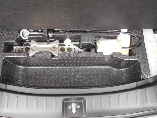 Ｎ－ＢＯＸ Ｇ　ターボＳＳパッケージ　純正ナビ　ＴＶ　バックモニター　プッシュスタート　Ｗパワースライドドア　ＨＩＤ（16枚目）