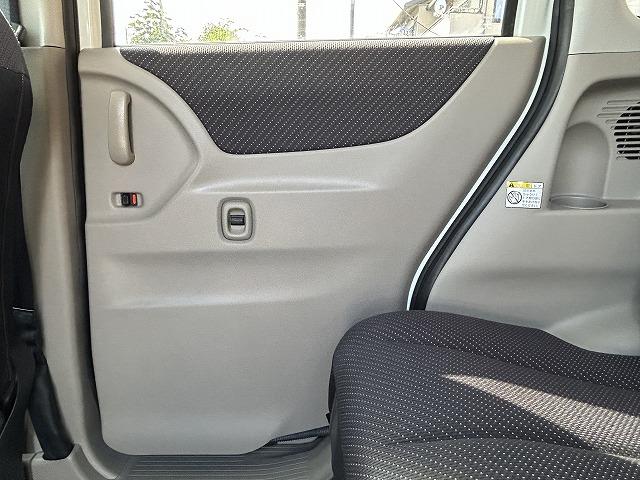 パレット XS パワステ パワーウィンドウ オートエアコン 運転席エアバッグ 助手席エアバッグ ABS 左パワースライドドア 14インチアルミホイール フルエアロ 保証付(31枚目)