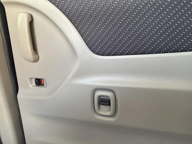 パレット XS パワステ パワーウィンドウ オートエアコン 運転席エアバッグ 助手席エアバッグ ABS 左パワースライドドア 14インチアルミホイール フルエアロ 保証付(32枚目)