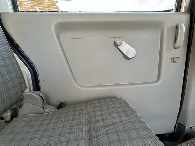 エブリイ ＰＡ　ハイルーフ　純正５速ＭＴ車　タイミングチェーン　車検令和８年６月１４日　パワステ　運転席エアバッグ　助手席エアバッグ　取説　保証付（30枚目）