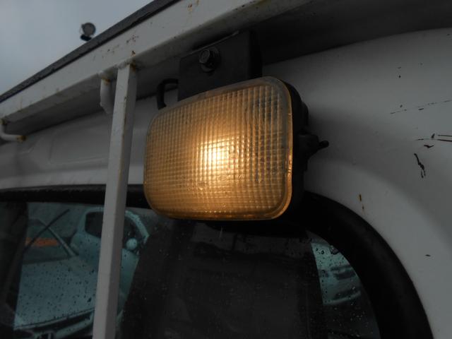 当店では、お客様の安心を第一に考えております。当店の車両は、３カ月、５０００Ｋｍエンジン、オートマ本体保証をお付け致しております。安心の中古車選びをご提案させて頂きます！