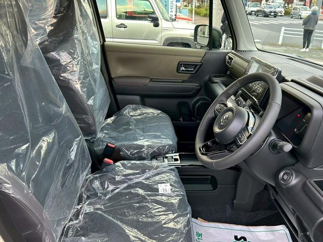 クロスビー ハイブリッドＭＺ　新型クロスビー納期２カ月／全方位モニター付メモリーナビゲーション・スズキコネクト対応通信機装着車／アップグレードパッケージ／アダプティブハイビームシステム／パドルシフト／スポーツモード／スノーモード（10枚目）