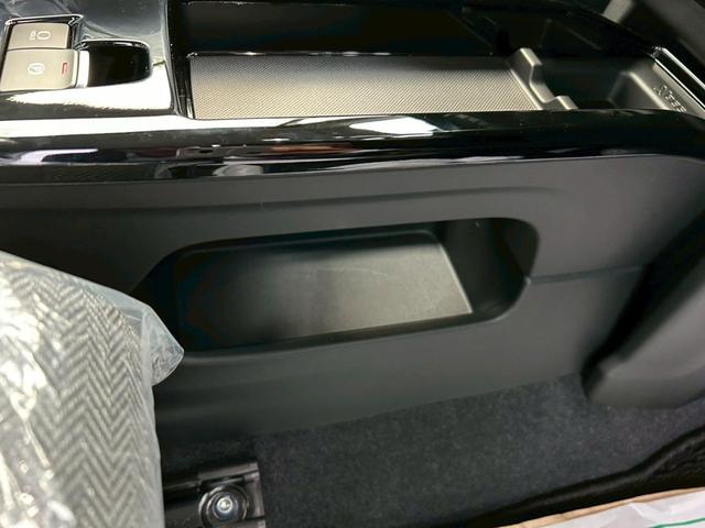 クロスビー ハイブリッドＭＺ　新型クロスビー納期２カ月／全方位モニター付メモリーナビゲーション・スズキコネクト対応通信機装着車／アップグレードパッケージ／アダプティブハイビームシステム／パドルシフト／スポーツモード／スノーモード（25枚目）