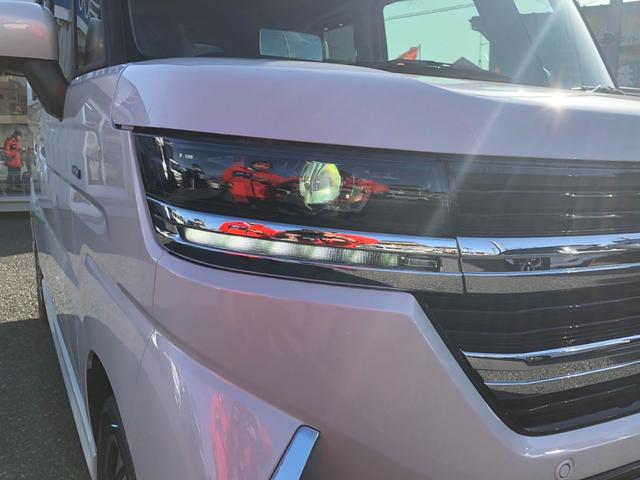 スペーシアカスタム ハイブリッドXSターボ 届出済未使用車/9インチ全方位カメラ付スズキconnectナビ/スズキセーフティーサポート/クルーズコントロール/LEDヘッドライト/LEDルームライト/後席オットマン/運転席・助手席シートヒーター(43枚目)