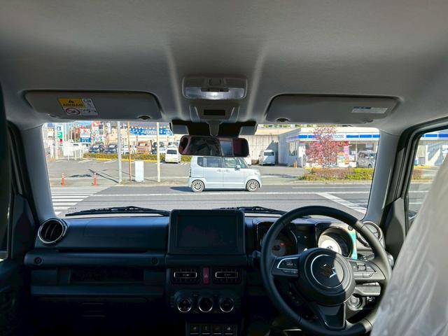 ジムニー ＸＣ　届出済未使用車／スズキセーフティサポート／クリアランスソナー／ＬＥＤヘッドランプ／運転席・助手席シートヒーター／クルーズコントロール／ヒルホールドコントロール（12枚目）