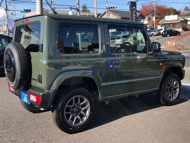 ジムニー ＸＣ　届出済未使用車／スズキセーフティサポート／クリアランスソナー／ＬＥＤヘッドランプ／運転席・助手席シートヒーター／クルーズコントロール／ヒルホールドコントロール（6枚目）