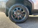 ２６５／６５Ｒ１８タイヤ＆メーカーオプションのアルミホイール