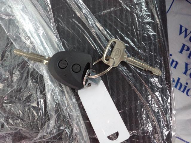 ハイゼットカーゴ ＤＸ　届出済未使用車・衝突軽減ブレーキ・オーバーヘッドシェルフ・コーナーセンサー・キーレスエントリー・パワーウインドウ（18枚目）