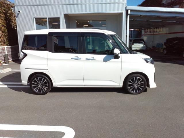 ルーミー カスタムＧ－Ｔ　純正ナビ（フルセグＴＶ・Ｂｌｕｅｔｏｏｔｈ）・パノラマモニター・ＥＴＣ・ドライブレコーダー・衝突軽減ブレーキ・両側電動スライドドア・クルーズコントロール・シートヒーター・ＬＥＤヘッドランプ・記録簿有（6枚目）