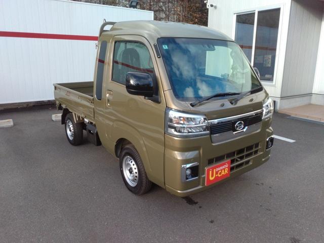 ハイゼットトラック ジャンボエクストラ　届出済未使用車・衝突軽減ブレーキ・ＬＥＤヘッドランプ・ＬＥＤフォグランプ・スマートキー＆プッシュスタート・電動格納式ドアミラー・コーナーセンサー・ＬＥＤ大型荷台作業灯・オーバーヘッドシェルフ（6枚目）