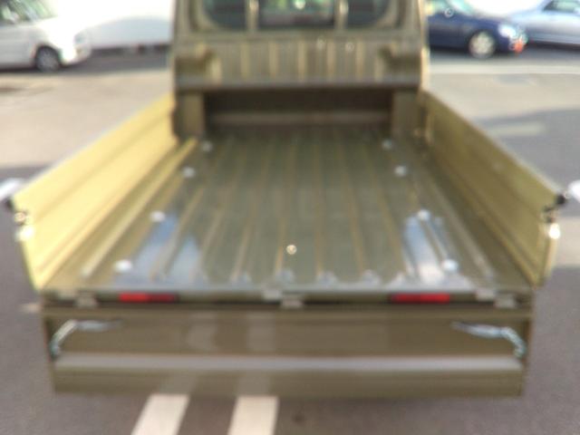 ハイゼットトラック ジャンボエクストラ　届出済未使用車・衝突軽減ブレーキ・ＬＥＤヘッドランプ・ＬＥＤフォグランプ・スマートキー＆プッシュスタート・電動格納式ドアミラー・コーナーセンサー・ＬＥＤ大型荷台作業灯・オーバーヘッドシェルフ（20枚目）