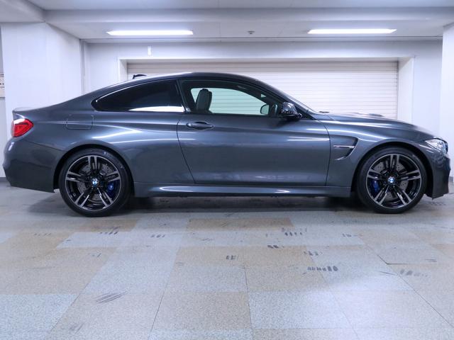 Bmw M4 M4 Coupe 2016 Gray M 18500 Km Details