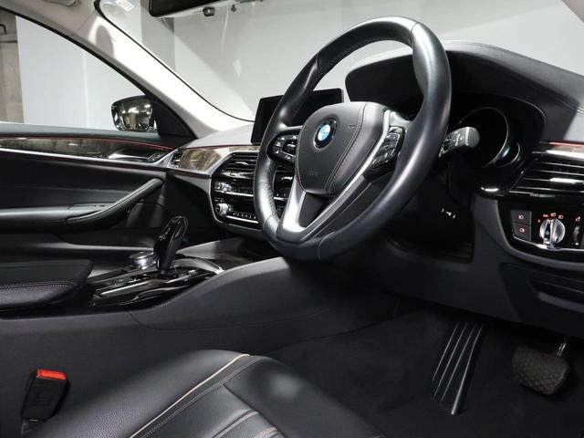 ５シリーズ ｂｍｗ ５３０ｉツーリング ラグジュアリー 黒革 ｂｍｗ認定中古車 １年保証付 ドライビングアシスト オートトランク ｆシートヒーター 地デジ １８ａｗ 東京都 ５３０ｉツーリング ラグジュアリー 黒革 ｂｍｗ認定中古車 １年保証付 ドライビングアシスト