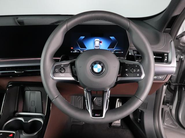 Ｘ１ ｘＤｒｉｖｅ　２０ｄ　Ｍスポーツハイラインパッケージ　パノラマガラスサンルーフ　アクティブシート　モカレザー　１８ＡＷ　Ｆシートヒーティング　ＡｐｐｌｅＣａｒＰｌａｙ　ＡｎｄｒｏｉｄＡｕｔｏ　アクティブクルーズ　ＨＵＤ　インテリアカメラ　オートトランク（13枚目）