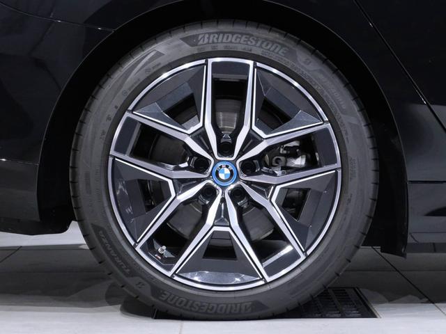 ｉ５ ｅＤｒｉｖｅ　４０ツーリング　Ｍスポーツ　カーブドディスプレイ　ハーマンカードン　Ａｐｐｌｅ　Ｃａｒ　Ｐｌａｙ　ヘッドアップディスプレイ　Ｆシートヒーティング　アクティブクルーズ　１９ＡＷ（41枚目）