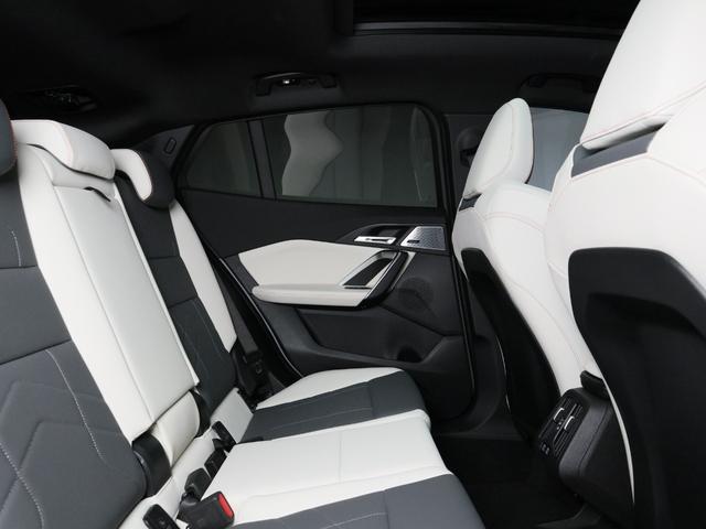 X2 xDrive 20i Mスポーツハイラインパッケージ Pサンルーフ ステアリングヒーティング 20AW アクティブシート HiFi AppleCarPlay AndroidAuto ACC Fシートヒーティング(9枚目)