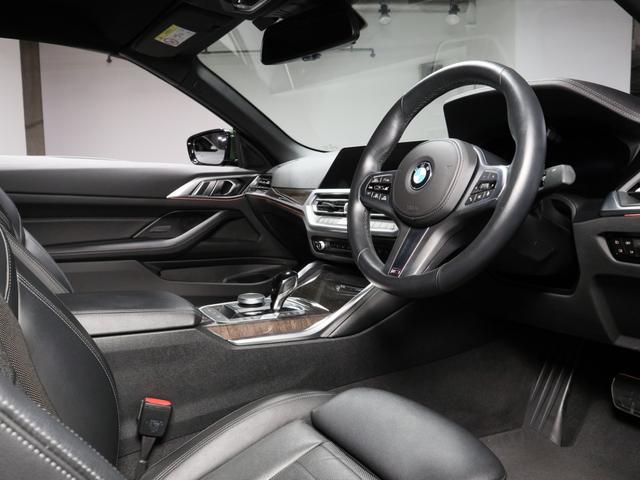 4シリーズ 420iカブリオレ Mスポーツ 黒革 コンフォートP ベンチレーション アンソラジットシルバーエフェクトソフトトップ アッシュグレーブラウンファインウッドトリム 18AW ワイヤレスチャージ無 コンフォートアクセスデジタルキー無(4枚目)