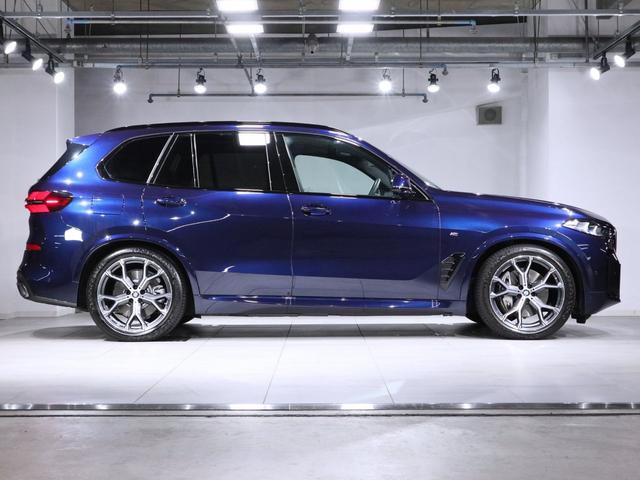 また「ＢＭＷ　プレミアム・セレクション２年延長保証」をご契約いただくと、登録後２年間のプレミアム・セレクション保証の終了後も、最大２年間、保証対象箇所に不具合が生じた場合、無償修理をご提供いたします。