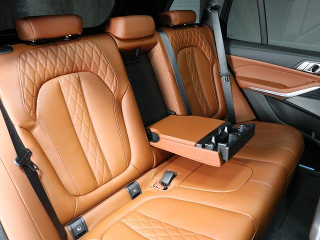 当社ＢＰＳ品川は約３０台を屋内展示場にて展示中。天候に左右されることなくいつでも快適な環境でご覧頂けます。その他ストックヤードにも在庫がございます。ご来店の際は在庫確認の上ご来店下さいませ。