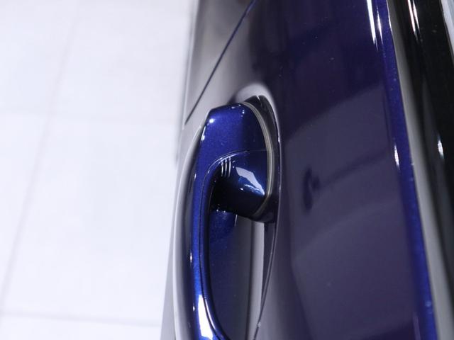 保証期間中に、トラブルが発生した際の緊急連絡を２４時間フリーダイヤルでお受けします。応急処置のアドバイスのみならず、出張修理やレッカーなどの手配、さらにはお客様の代替交通手段やホテルの確保を行います。